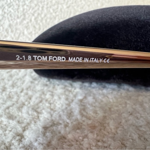 Tom Ford Reveka FT0512 81Z Women’s Cat Eye Sunglasses - Picture 7 of 11